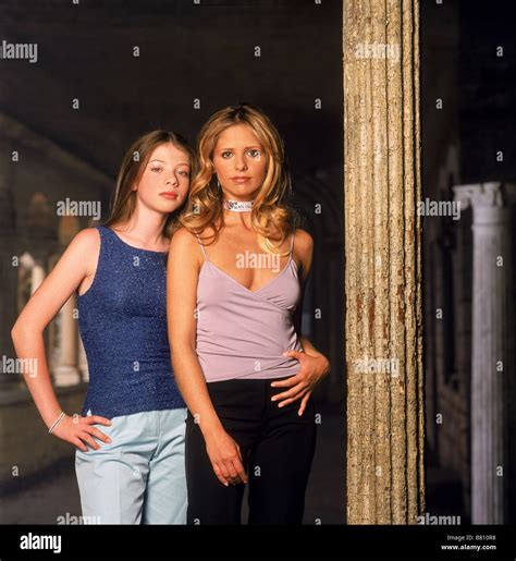 Buffy the Vampire Slayer TV-Series 1997-2003 USA Created by Joss Whedon ...