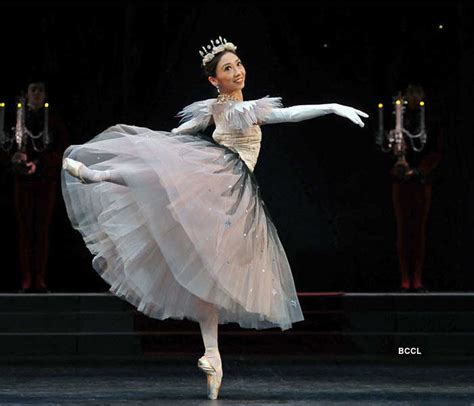 Lorde regrets Taylor Swift 'autoimmune disease' friendship analogy ...