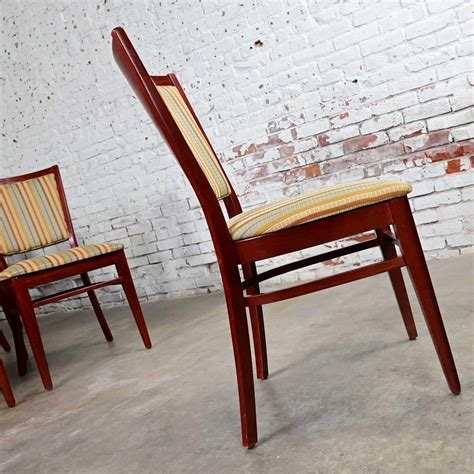 Early 21st Century Modern Grand Rapids Chair Co Variations Coll Dining ...