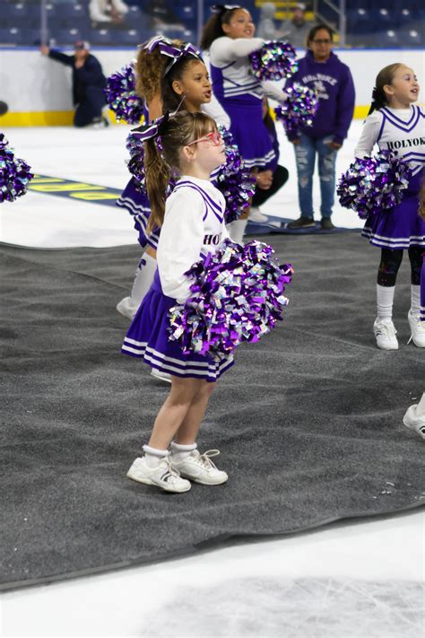 Springfield Thunderbirds VS Hartford Wolfpack 10/2/24 - masslive.com