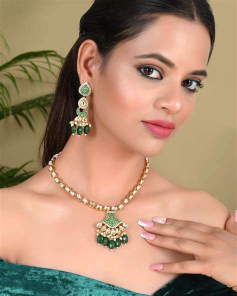 GREEN KUNDAN TUJI SET – For Ya