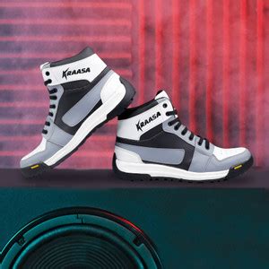 Chukka Boots - Buy Chukka Boots online at Best Prices in India ...