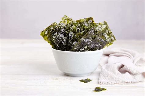 What Does Seaweed Taste Like? 4 Similar Umami Tastes