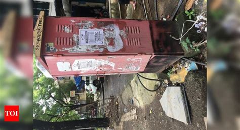 bad Electrical poles installed in thane - Times of India