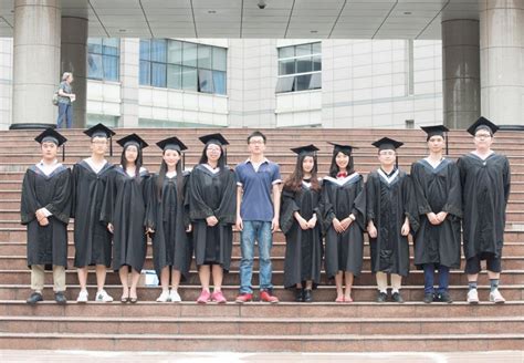 毕业合影-重庆大学法学院