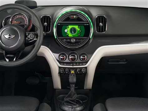 2020 MINI Electric Hardtop: 9 Interior Photos | U.S. News