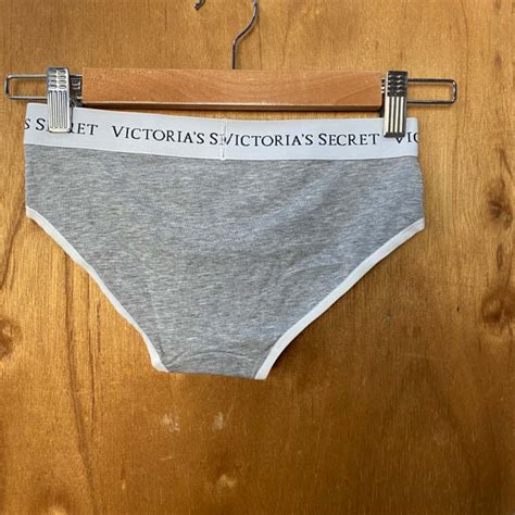 Victorias Secret Underwear Grey / White Size XS(s)