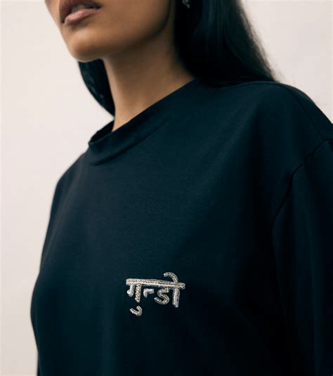 Unisex Kaali Tshirt – gundistudios