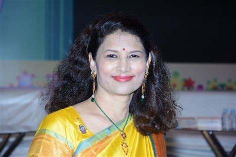 Womennovator Shreya Velidanda | Womennovator