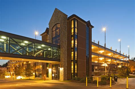 St. Luke's Cornwall Hospital Parking Garage - Highland Associates ...