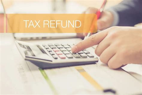 What is Income Tax Refund | Axis Max Life Insurance
