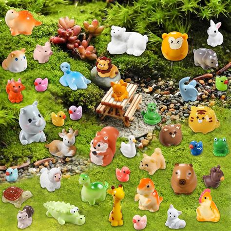 Amazon.com: DIYDEC 40pcs Mini Resin Animal 40 Styles Tiny Resin Animals ...