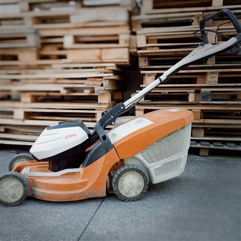 Rasaerba a batteria STIHL RMA 448 TC   Simar Garden