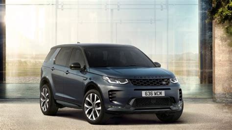 New Land Rover Discovery Sport launched in India, priced at Rs 67.90 ...