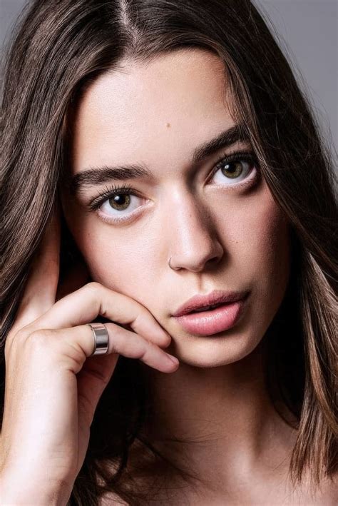 25 Cute And Innocent Doe Eyes Makeup Ideas - Styleoholic