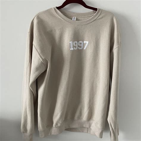 Men's Cream Jumper | Depop