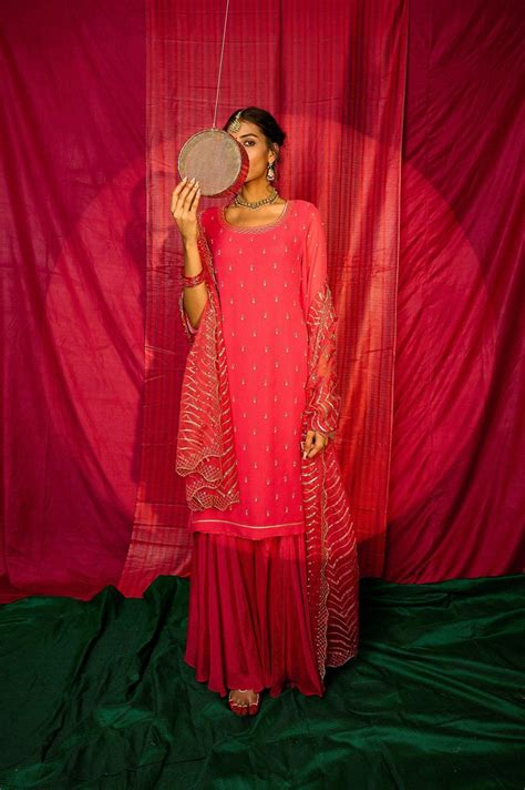 Amaranth pink garara set with organza mughal jaal dupatta – Sohni