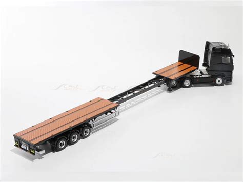 Mercedes-Benz Actros 3-Axle Tractor with Retractable Trailer Black 1:64 ...