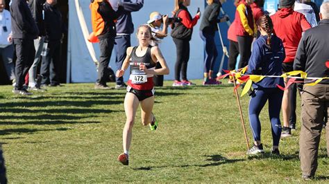 CSB's Fiona Smith wins NCAA Division III women's cross country national ...