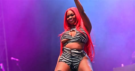 Image result for Alien vs Predator Rap JT