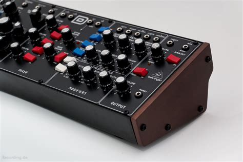 Behringer Model D Test 的图像结果