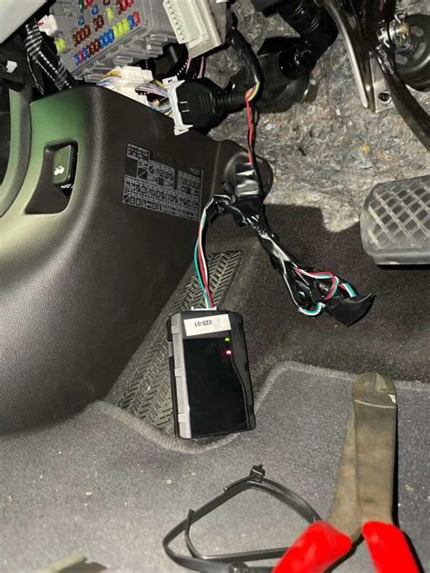 Install GPS Tracker 的图像结果