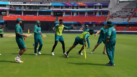 CWC 2023: Pakistan Team Practices At Hyderabad Stadium Ahead Of Warm-Up ...