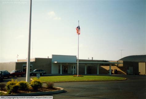 Mc Kellar-sipes Regional Airport (MKL) Photo