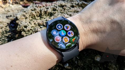 Rezultat imagine pentru Android Watch App