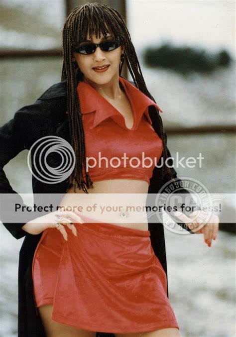 Alien Sakshi 的图像结果