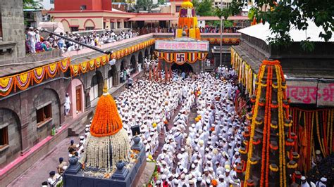Pandharpur Wari 2025: संत तुकाराम की पालकी यात्रा को लेकर भक्तों में ...