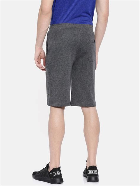 Buy Men's Printed Shorts @ Rs ₹ 420 | Fila India