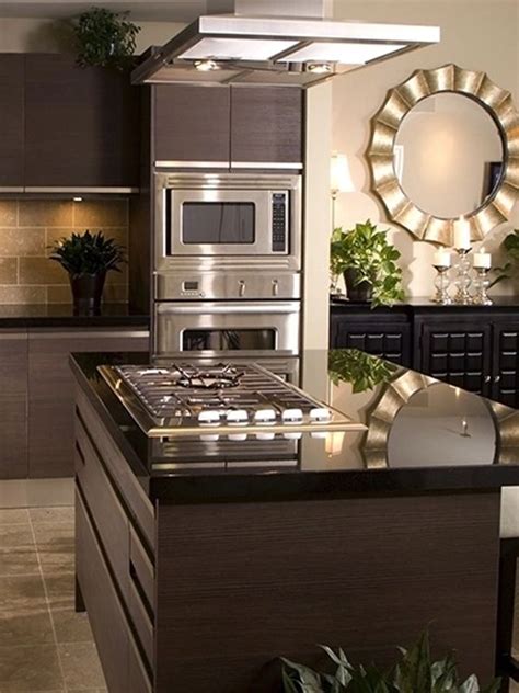 Windows Door & 100% SOLAR