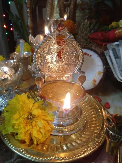 Joyalukkas Divino Silver Collection .925 Sterling Silver Lamp : Amazon ...