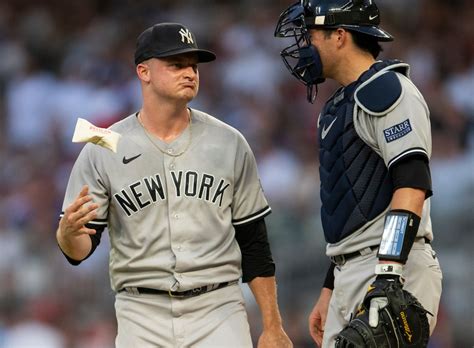 Yankees look like dead team walking, drop one step closer to losing ...