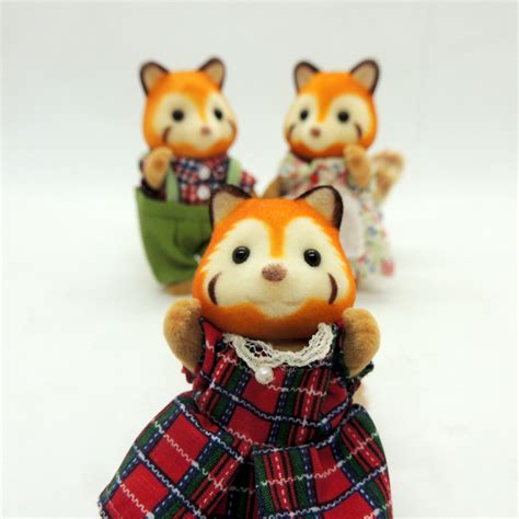 Sylvanian Families Familia Pandas Rojos 5215 Epoch Red Panda Family ...