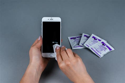 Дезинфекция телефона (смартфона): как и чем обеззаразить экран и чехол
