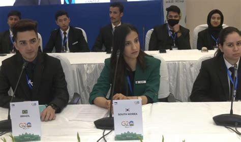 Model G20 Summit: Students replicate foreign delegates in Srinagar ...