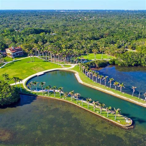 Marko LeveL — Elon Musk, circa 2022