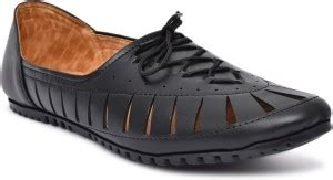 AKIKO LaserCut Mojaris For Men - Buy AKIKO LaserCut Mojaris For Men ...