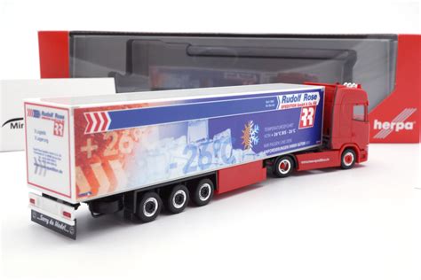 Scania CS 20 HD Kühlkoffer-Sattelzug Spedition Rose / Trucker Babe Manu ...