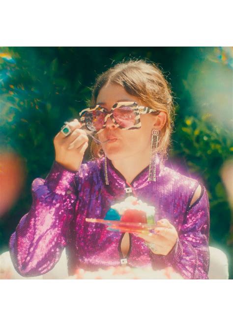 Gucci Absolute Beginners: 아티스트들이 단편 영상의 감독으로서 첫 도전장을 내민, 구찌와 패션 매거진 ...