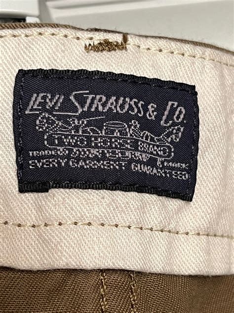 Levi’s Chinos Khakis Two Horse Brand Mens 38x32 - Gem