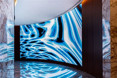 Samsung Mesmerizes Guests of Luxury Dubai Resort With The Wall and ...