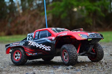 5 Best Traxxas RC Cars and Trucks to Buy of 2025