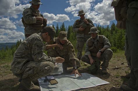 Advanced Distributed Learning 的图像结果