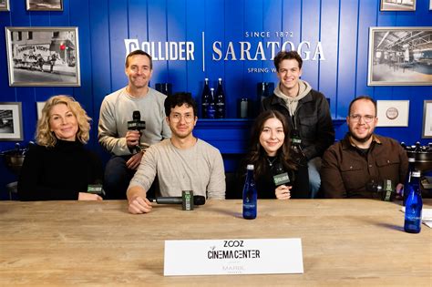 Aliens Abducted My Parents and Now I Kinda Feel Left Out Cast Talks ...