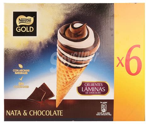 Nestlé Gold Barquillo relleno de chocolate, coronado con helado de nata, chocolate, salsa y ...