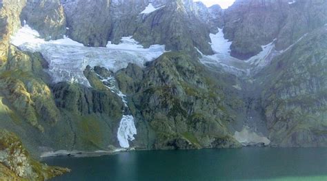 QARAAR - PRENG BY VEO - PART OF STAYVISTA (Kangan) - Guesthouse Reviews ...