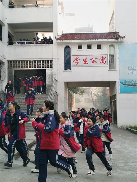 在宜昌市东湖高中就读是一种什么样的体验？ - 知乎